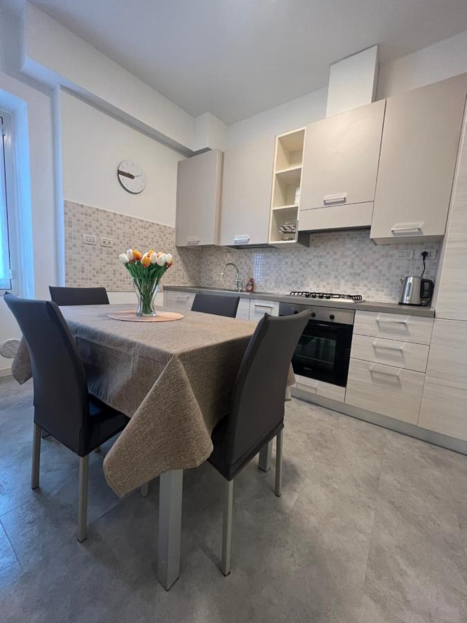 Casa Anna Lejlighed Bardolino Eksteriør billede